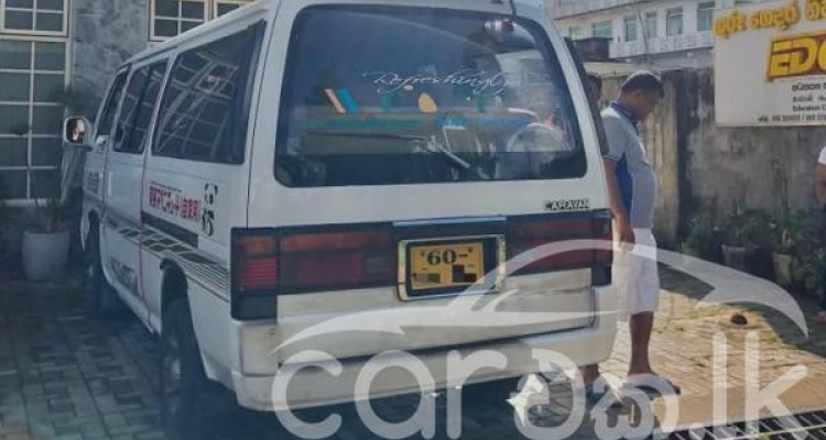 NISSAN CARAVAN 1981