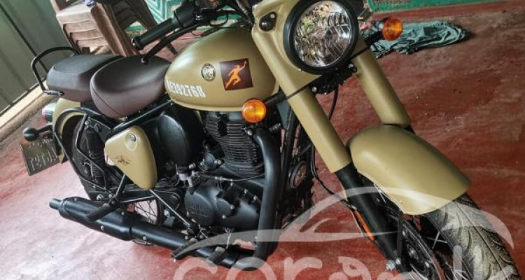 ROYAL ENFIELD CLASSIC 350 2025
