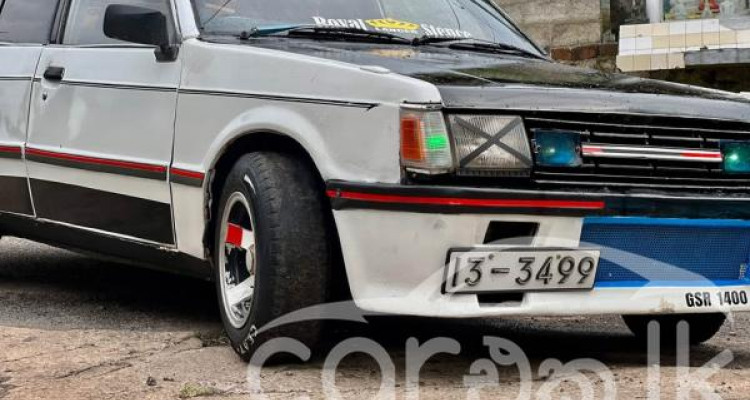 MITSUBISHI LANCER BOX 1982