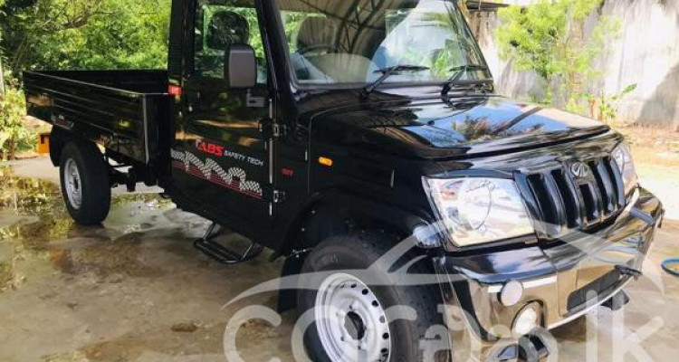 MAHINDRA BOLERO 2025