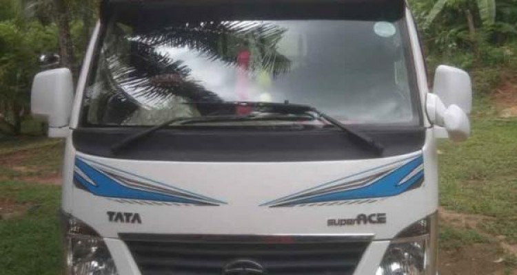 TATA SUPER ACE 2014