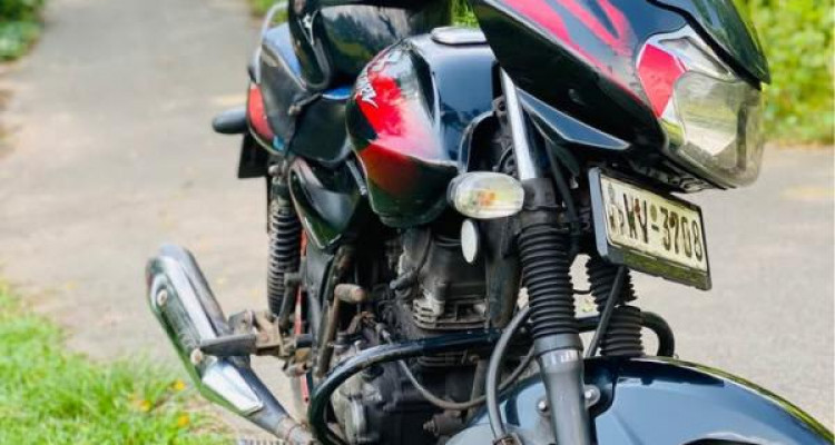 BAJAJ DISCOVER 150 2011