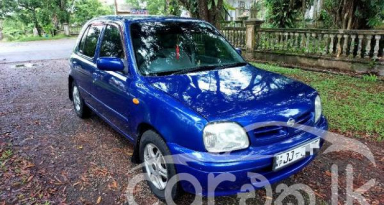 NISSAN MARCH 2001