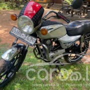 BAJAJ BOXER 2004