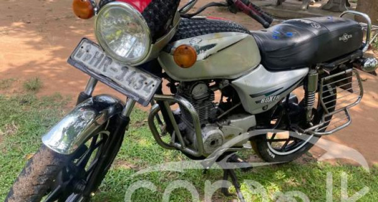 BAJAJ BOXER 2004
