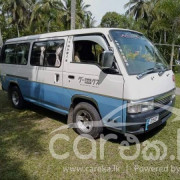 NISSAN CARAVAN 1993