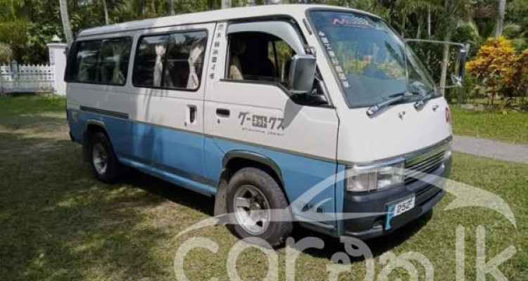NISSAN CARAVAN 1993
