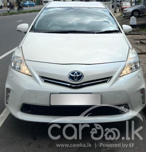 TOYOTA PRIUS 2013