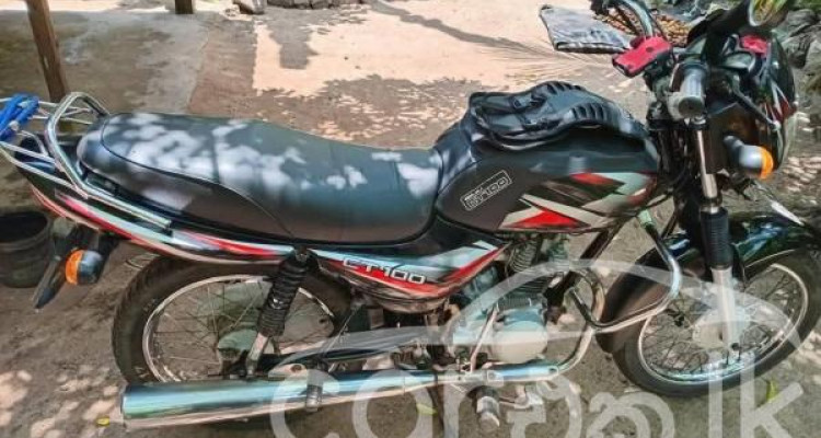BAJAJ CT100 2005