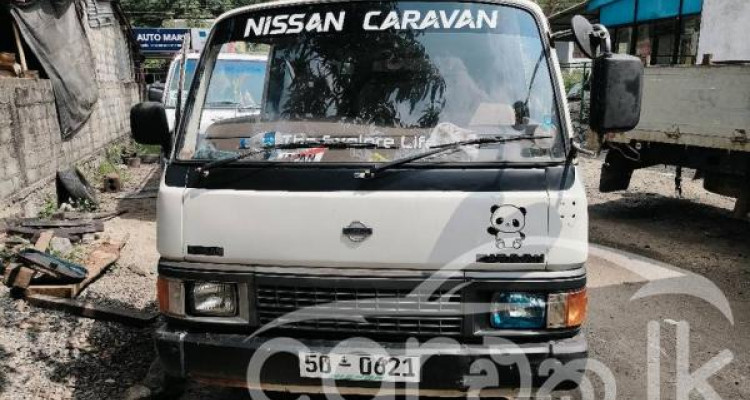 NISSAN CARAVAN VRG 1985
