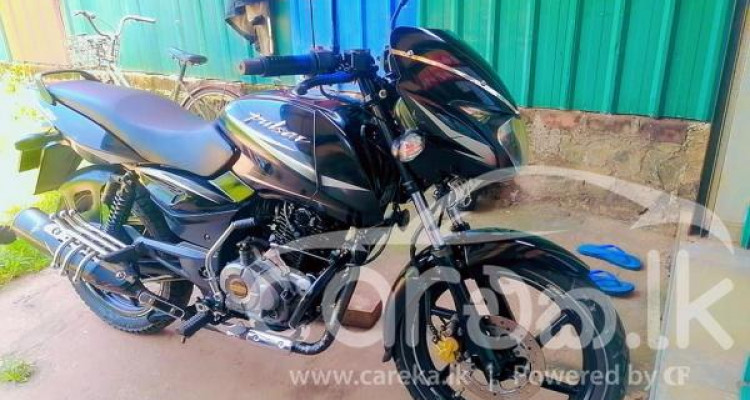 BAJAJ PULSAR 150 2017