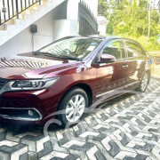 TOYOTA PREMIO 2019