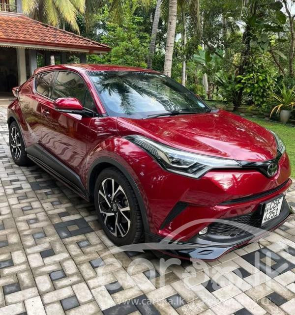 TOYOTA C-HR 2018