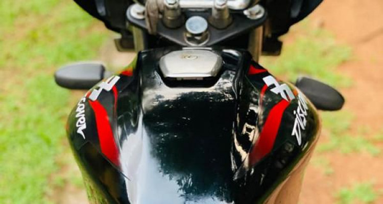 BAJAJ DISCOVER 150 2011