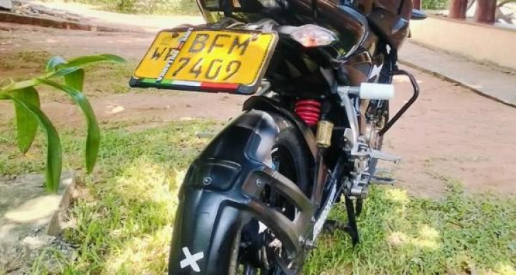 BAJAJ PULSAR NS 2016