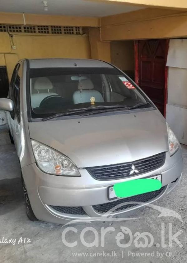 MITSUBISHI COLT 2006