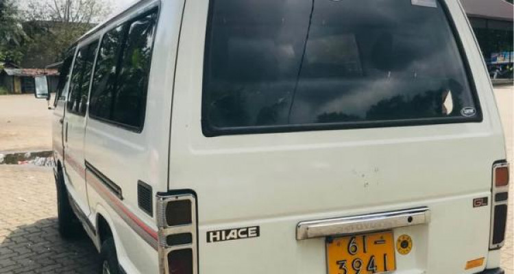 TOYOTA HIACE LH61 1989