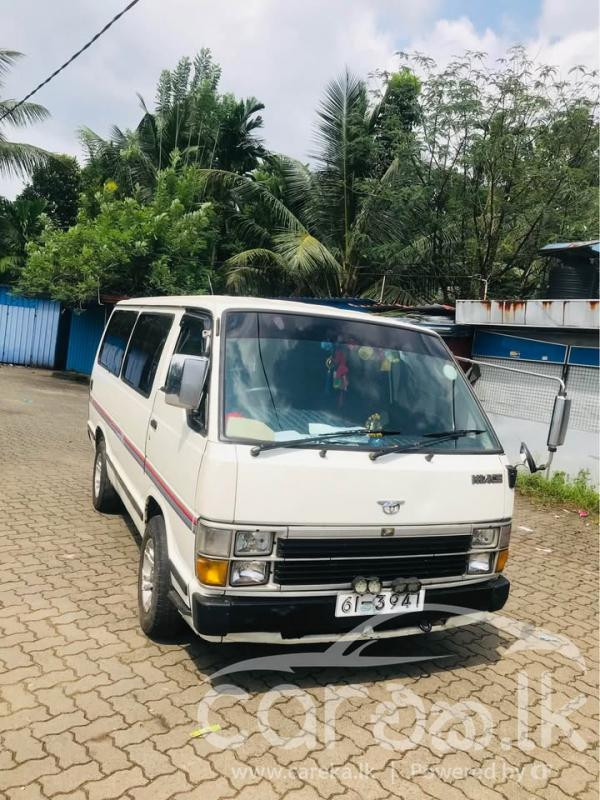 TOYOTA HIACE LH61 1989