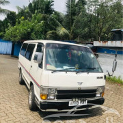 TOYOTA HIACE LH61 1989