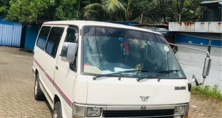 TOYOTA HIACE LH61 1989