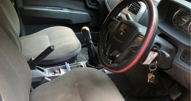 TATA XENON 2011