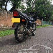 TVS VICTOR 2004