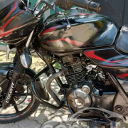 BAJAJ DISCOVER 150 2010
