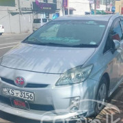TOYOTA PRIUS 2010
