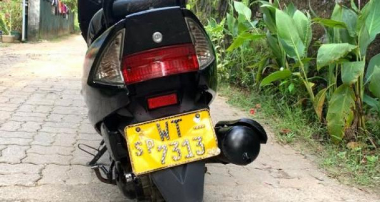 HONDA DIO 2011