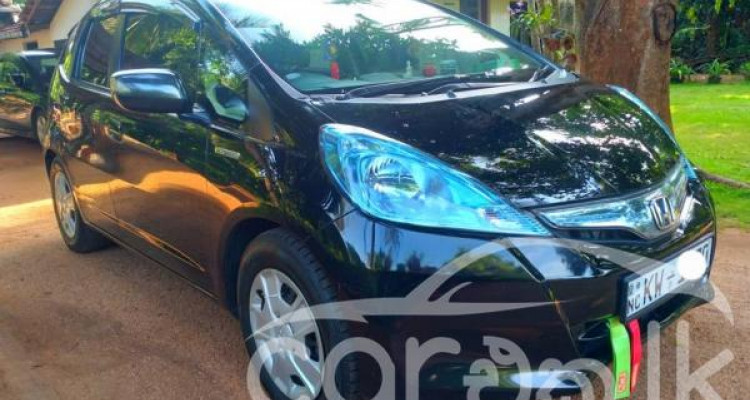 HONDA FIT GP1 2012