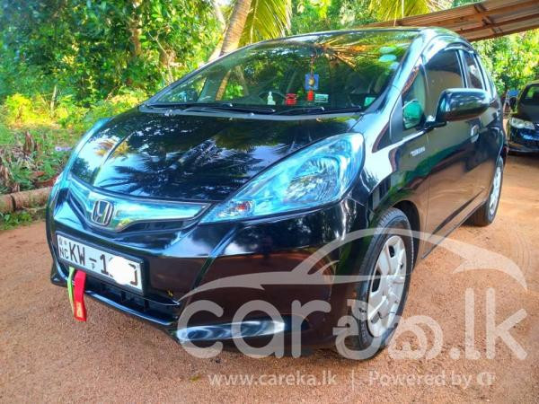 HONDA FIT GP1 2012