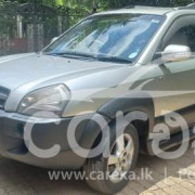 HYUNDAI TUCSON 2004