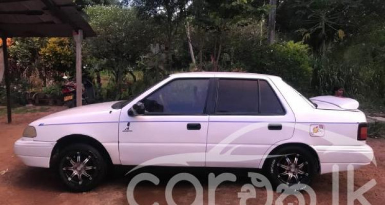 HYUNDAI EXCEL 1992