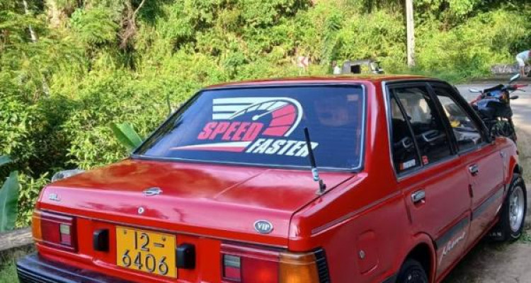 NISSAN SUNNY B11 1982