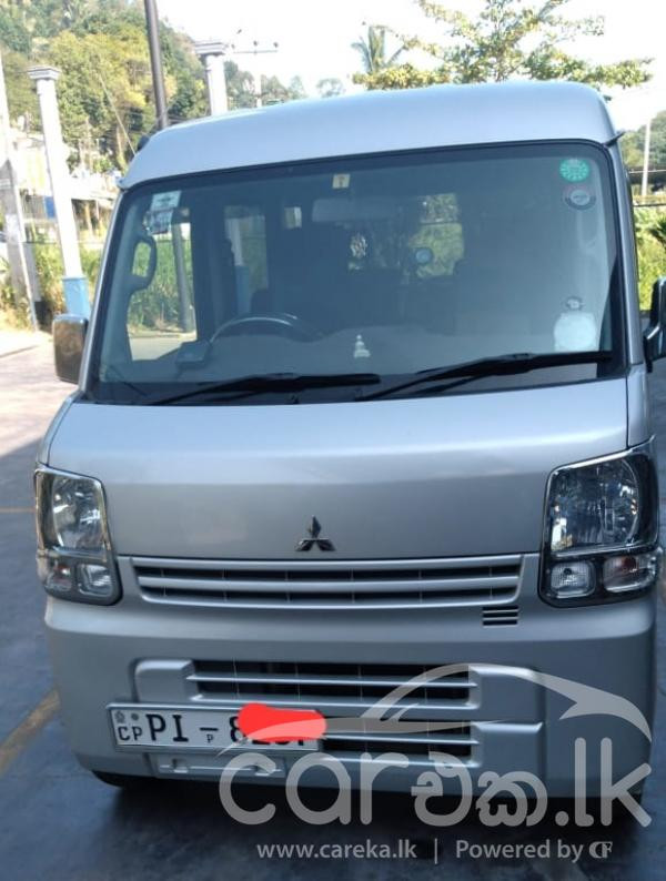 MITSUBISHI MINICAB 2016