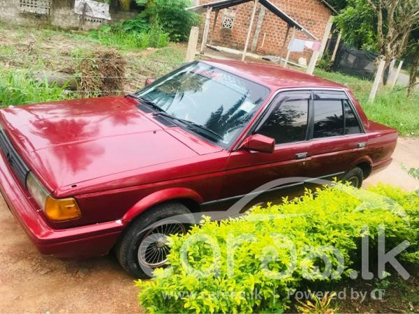 NISSAN TRAD SUNNY 1989
