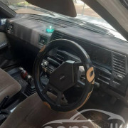 NISSAN TRAD SUNNY 1986