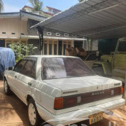 NISSAN TRAD SUNNY 1986