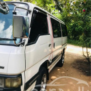 NISSAN CARAVAN 1998