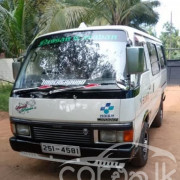 NISSAN CARAVAN 1995