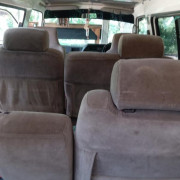 NISSAN CARAVAN 1995