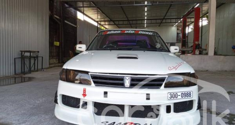 MAZDA FAMILIA 1993