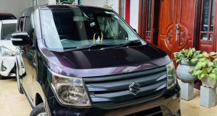 SUZUKI WAGON R FZ 2015