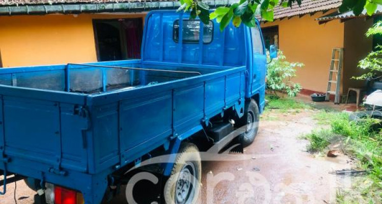 ISUZU ELF 1983