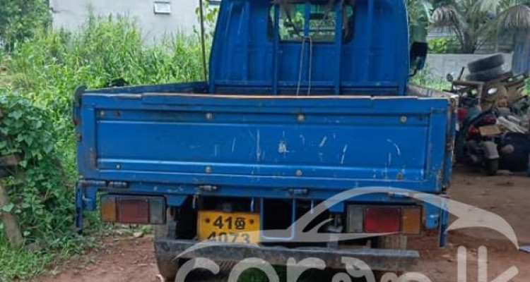 ISUZU ELF 1981