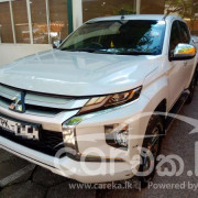 MITSUBISHI L200 2020
