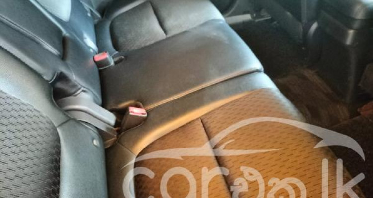 MITSUBISHI OUTLANDER 2014