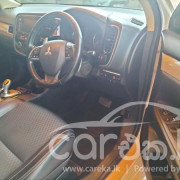 MITSUBISHI OUTLANDER 2014