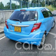 TOYOTA VITZ 2016