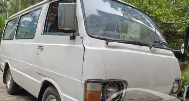 TOYOTA HIACE LH20 1982